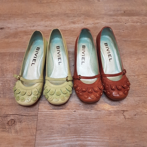 Shoes - Picture 1 of 9